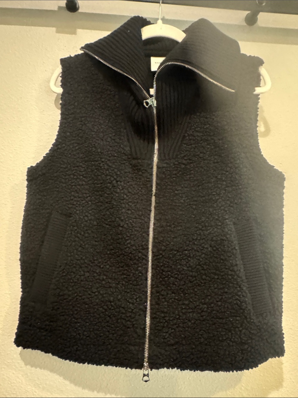 Varley Black Rib-Knit Collar Pullover
